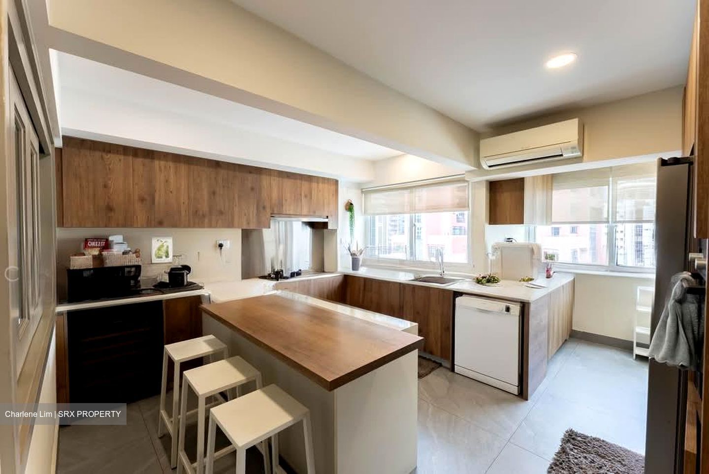 Leonie Towers (D9), Apartment #593078261